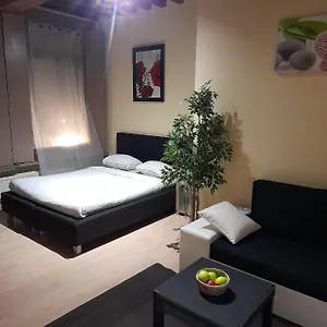 Appartamento Cute,cosy,comfortable Studio In The Heart Of, Anversa